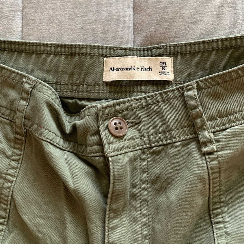 Abercrombie & Fitch green cargo/utility pants